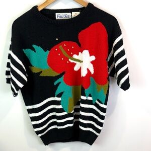 Vintage Women's Black Floral Sweater size M